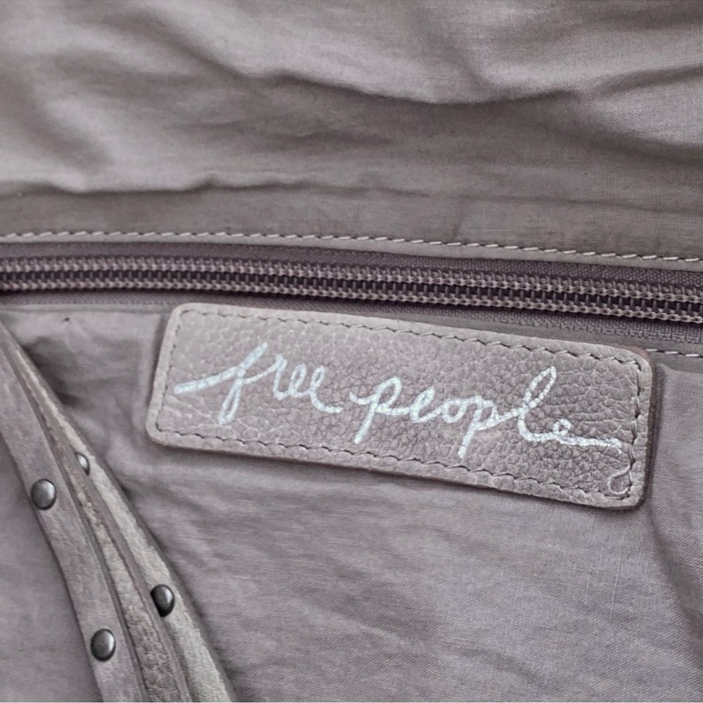 Free People Studded Taupe Shoulder Bag 20 x13 x3 - Picture 8 of 10